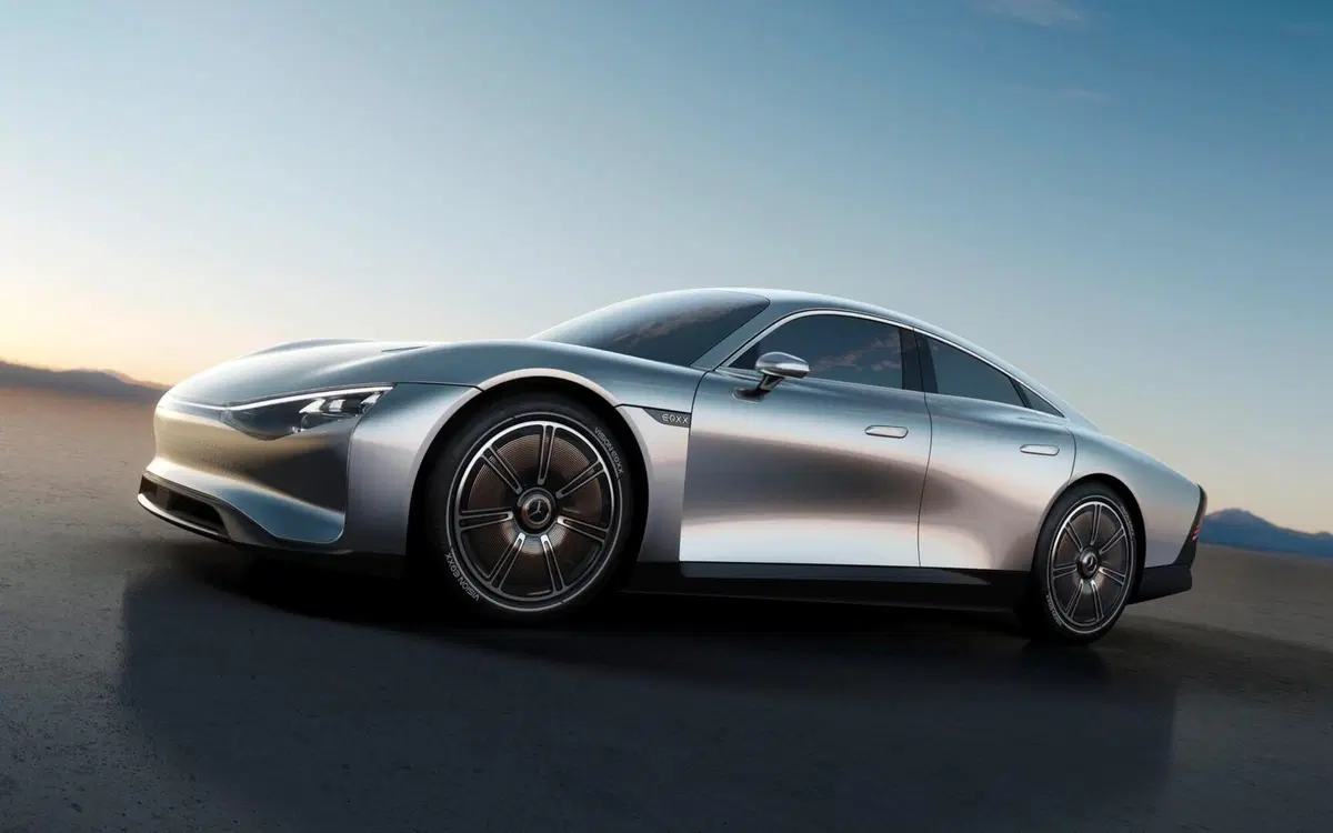 Mercedes lancia un nuovo accessorio destinato a prender piede: il solar roof (4)
