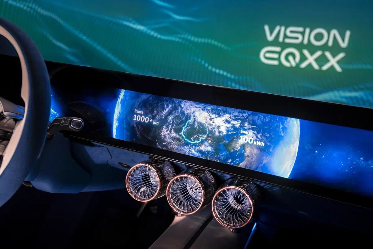 Mercedes lancia un nuovo accessorio destinato a prender piede: il solar roof (16)
