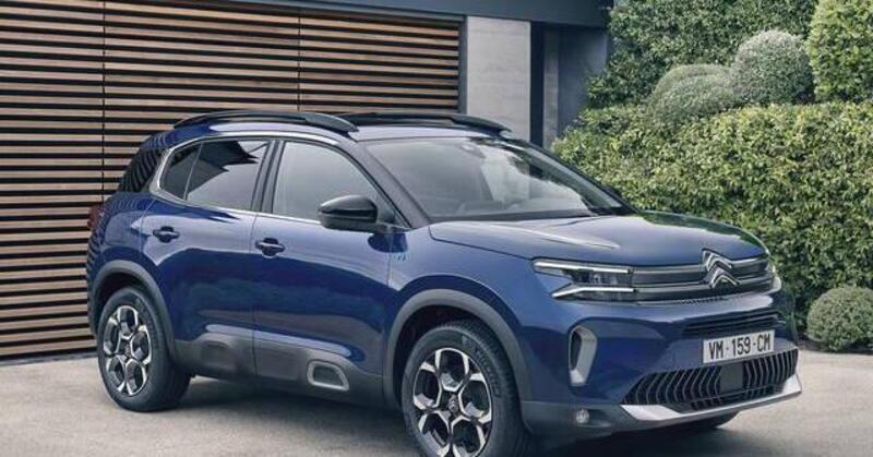 Citroen C5 Aircross MY2022: l&#039;aggiornamento Stellantis alla gamma SUV francese