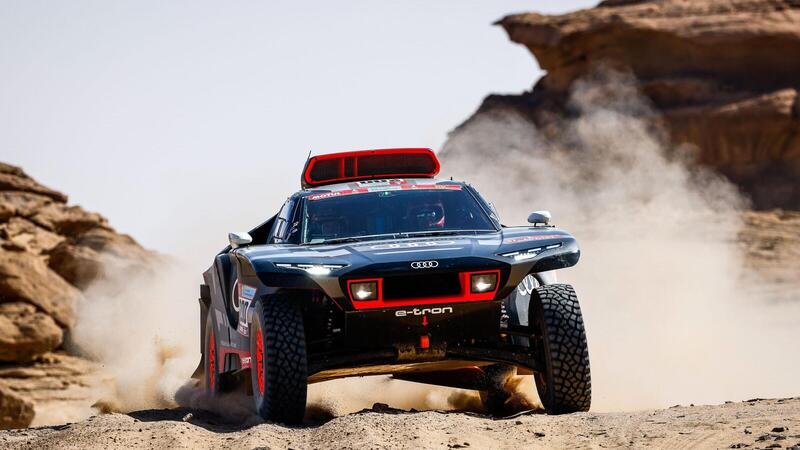 Dakar 2022, intervista dalla base Audi: St&eacute;phane Peterhansel [video]