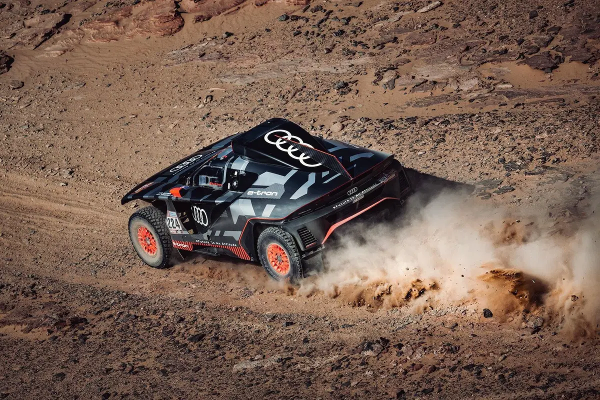Dakar 2022. T11. 12 Ore e Sapremo! (3)