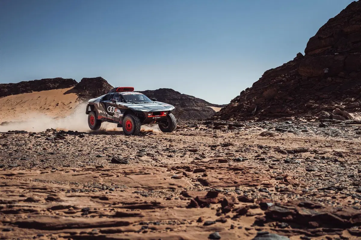 Dakar 2022. T11. 12 Ore e Sapremo! (24)