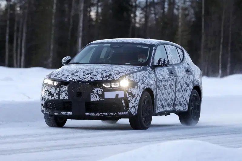 Finalmente Alfa Romeo Tonale: l'auto della riscossa per i volumi del Biscione &egrave; in strada [potenza da GTA]