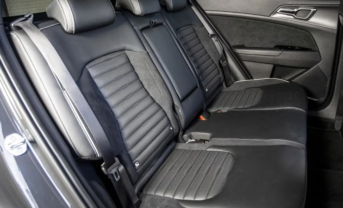Kia Sportage 1.6 CRDi MHEV Style (36)