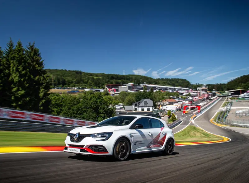 M&eacute;gane R.S. adatta anche all'uso in pista