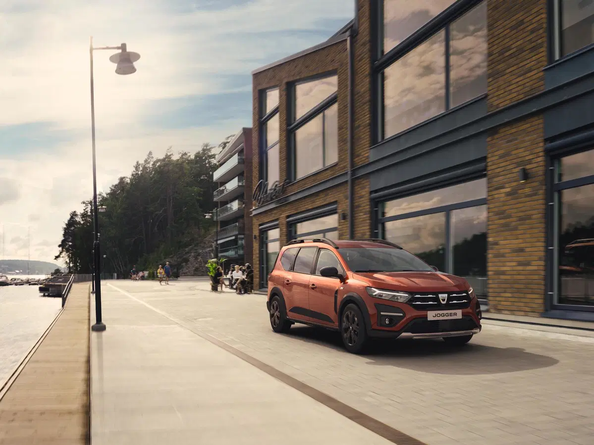 Dacia Jogger, la nuova MPV francese da 14.600 euro (9)