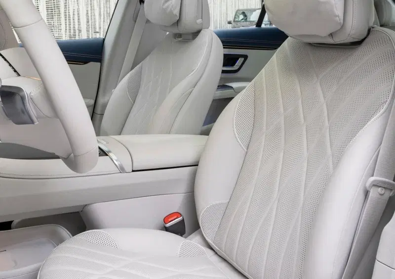 Mercedes-Benz EQS (2021-->>) (12)