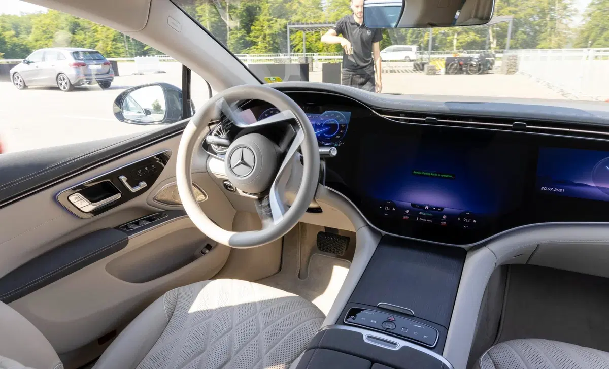 Mercedes-Benz EQS 500 Luxury Edition 1 4matic (18)