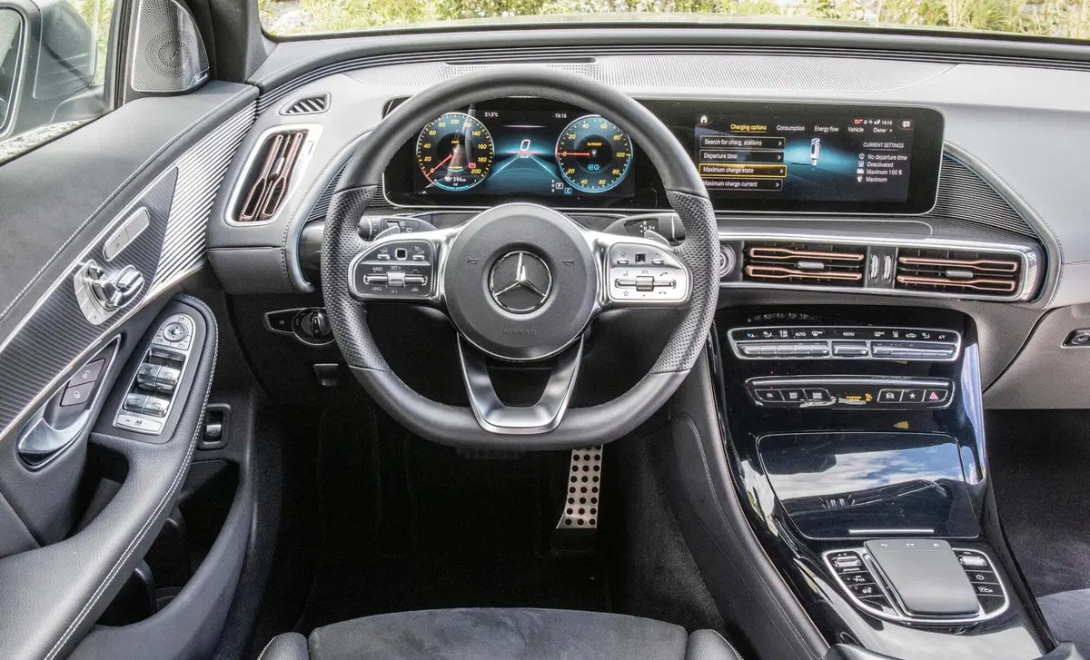 Mercedes-Benz EQC 400 4Matic Premium (23)