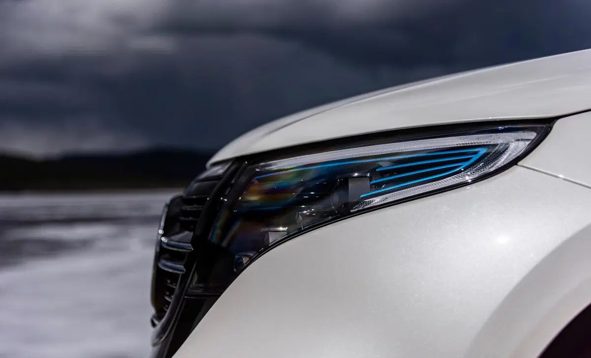 Mercedes-Benz EQC 400 4Matic Premium (25)