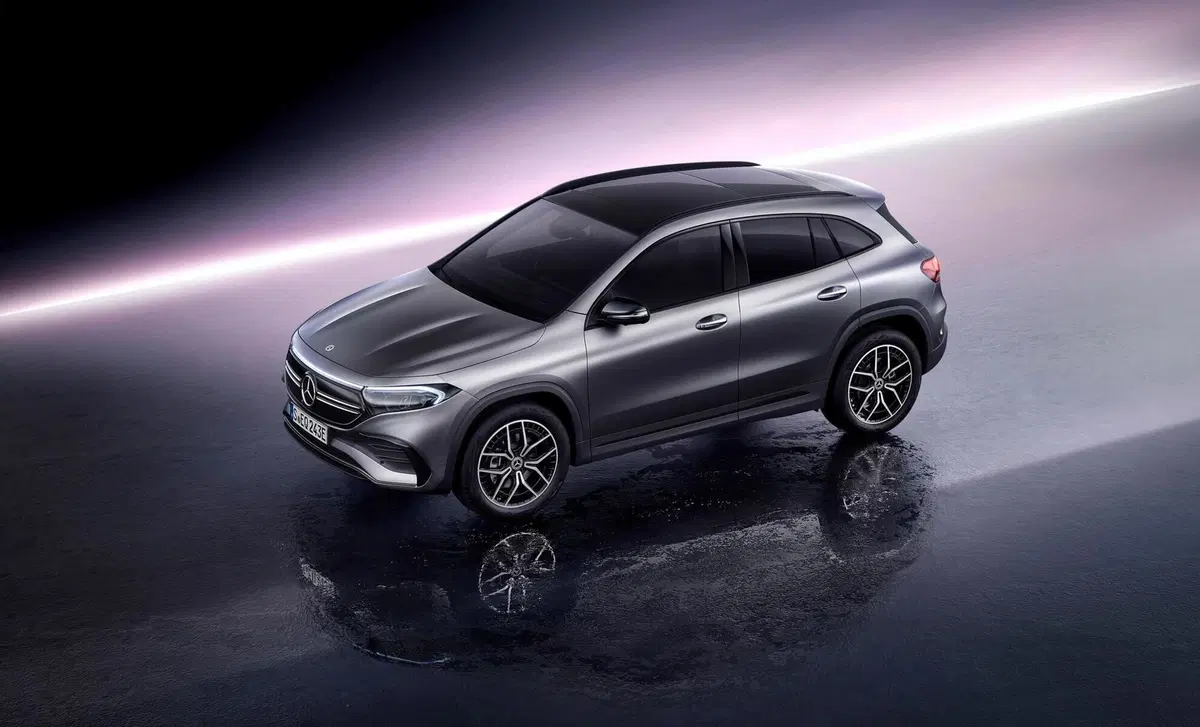 Mercedes-Benz EQA (21)