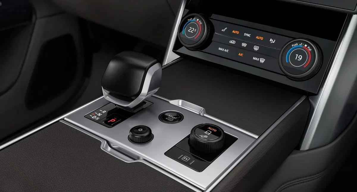 Range Rover, aperti gli ordini  (15)