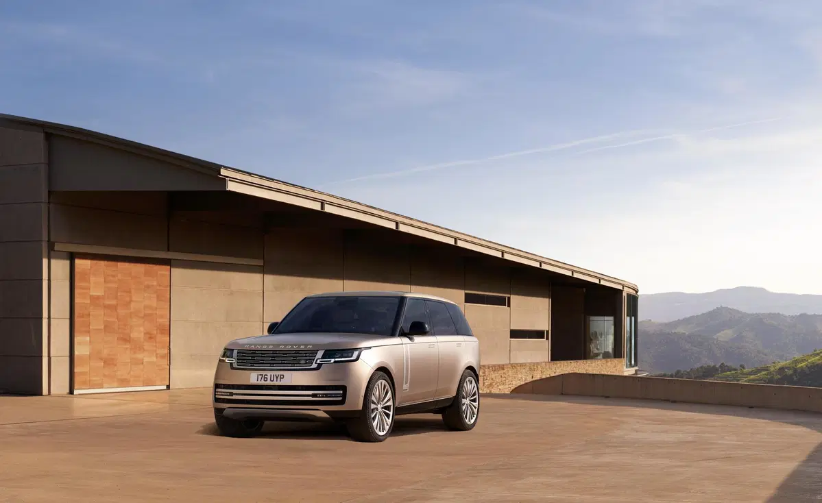 Range Rover, aperti gli ordini  (12)