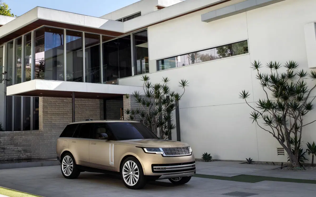 Range Rover, aperti gli ordini  (26)