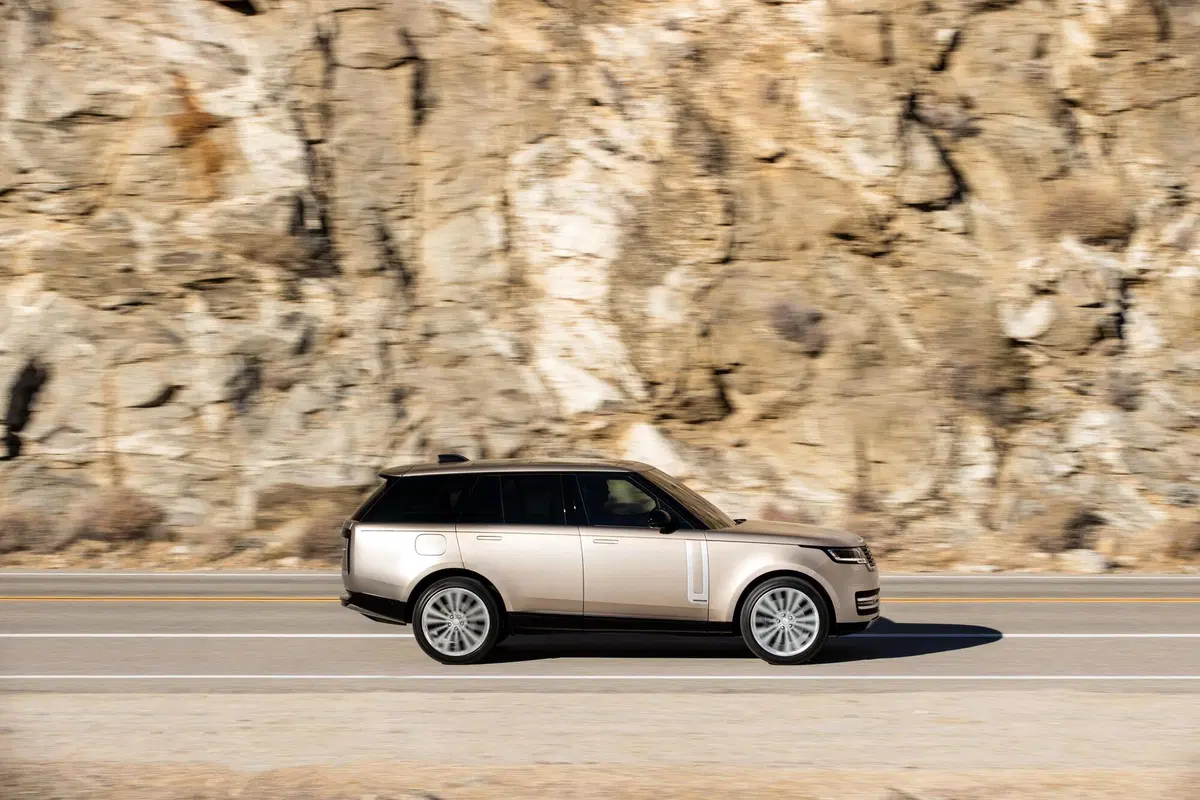 Range Rover, aperti gli ordini  (27)
