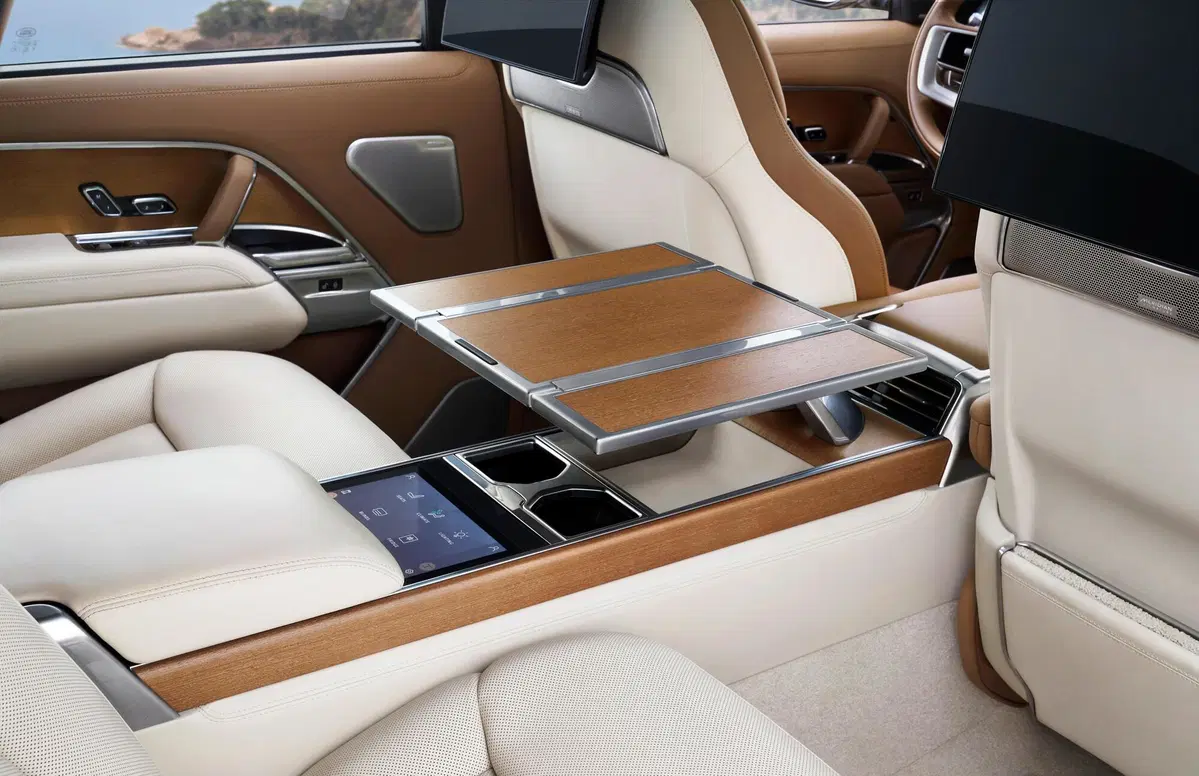 Range Rover, aperti gli ordini  (34)