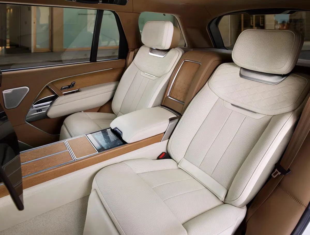 Range Rover, aperti gli ordini  (33)