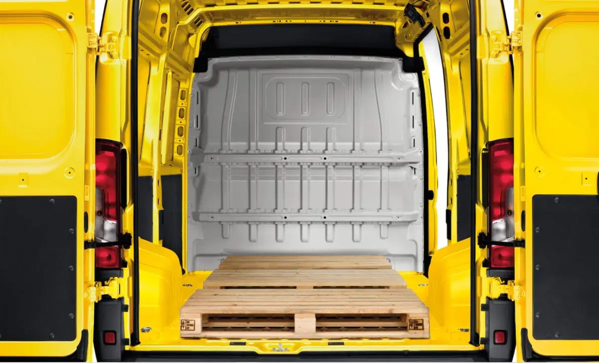 Opel Movano-e Furgone (2021-23) (11)