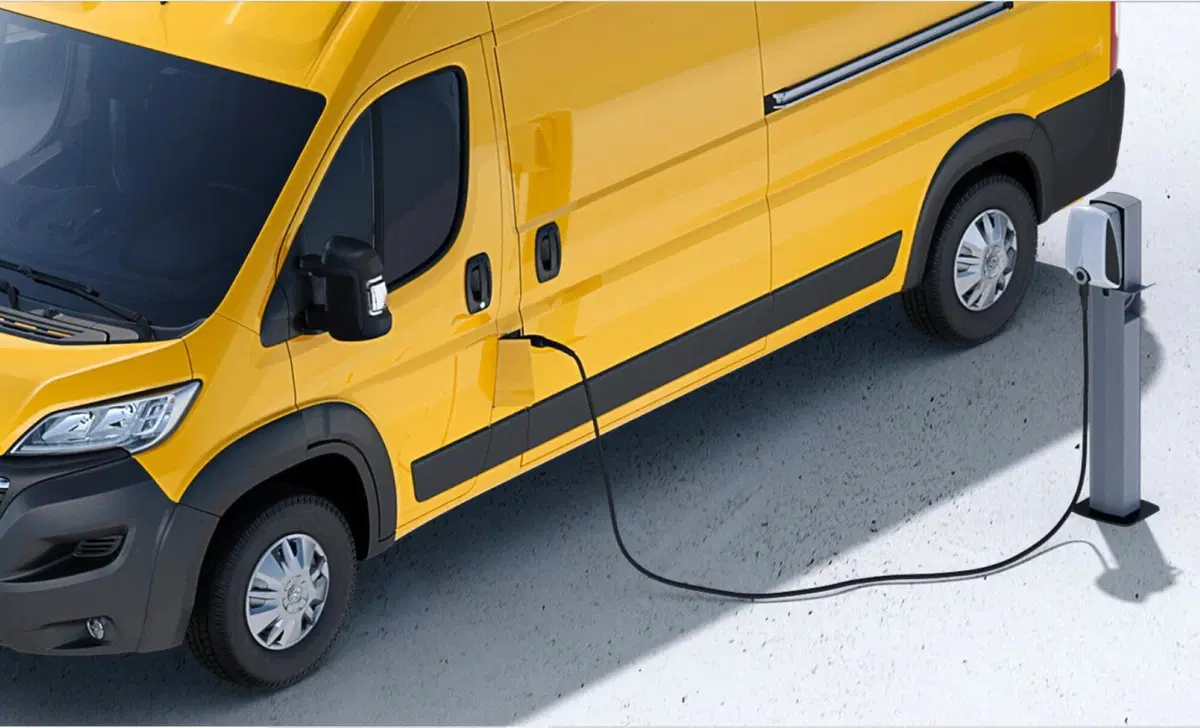 Opel Movano-e Furgone (2021-23) (16)