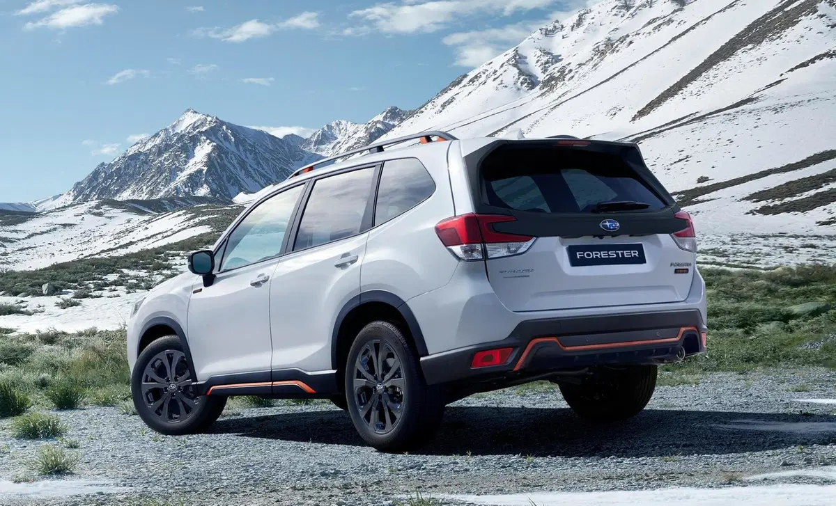 Subaru Forester 2.0 e-Boxer MHEV CVT Lineartronic Style (4)