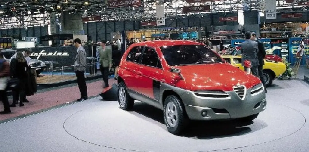 Alfa Romeo Sportut, il SUV del Biscione (mai) nato 20 anni fa (4)