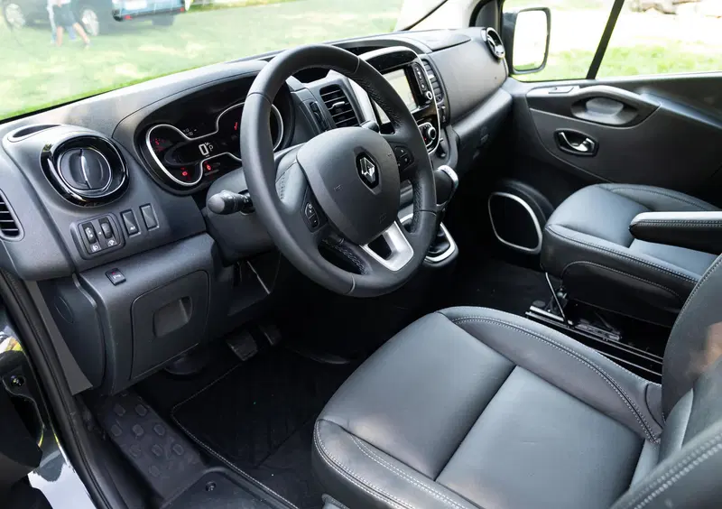 Renault Trucks Master Furgone (2021->>) (12)