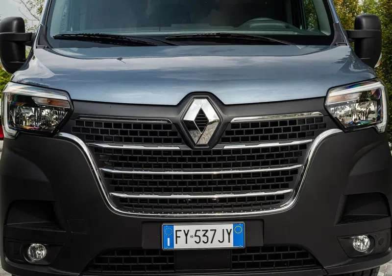 Renault Trucks Master Furgone (2021->>) (21)