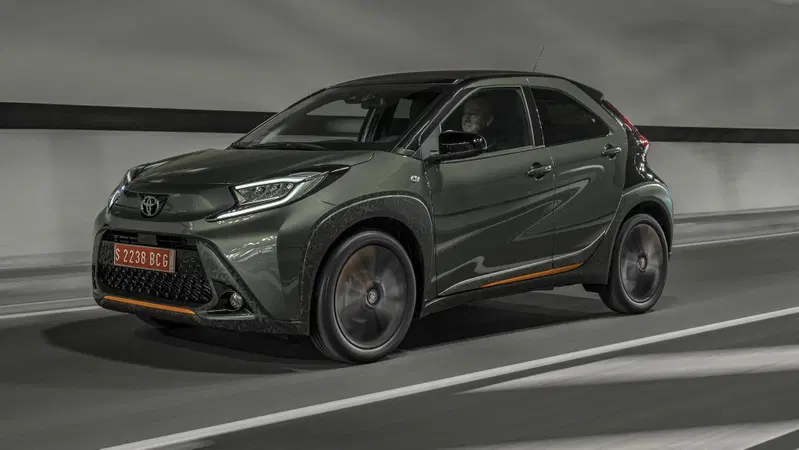 Toyota AYGO X 2022 | Le manca SOLO l'ibrido. La prova su strada