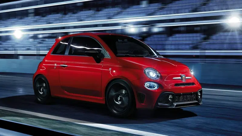 Record di velocit&agrave; in citt&agrave;, a Torino: 175 km/h con la 500 Abarth [registrata dai vigili]