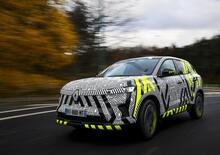 Renault Austral, un nuovo teaser svela gli interni nel dettaglio [FOTO]