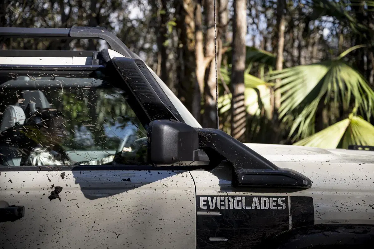 Ford Bronco Everglades, un turbo da 300 CV per entrare nei guadi degli States (22)