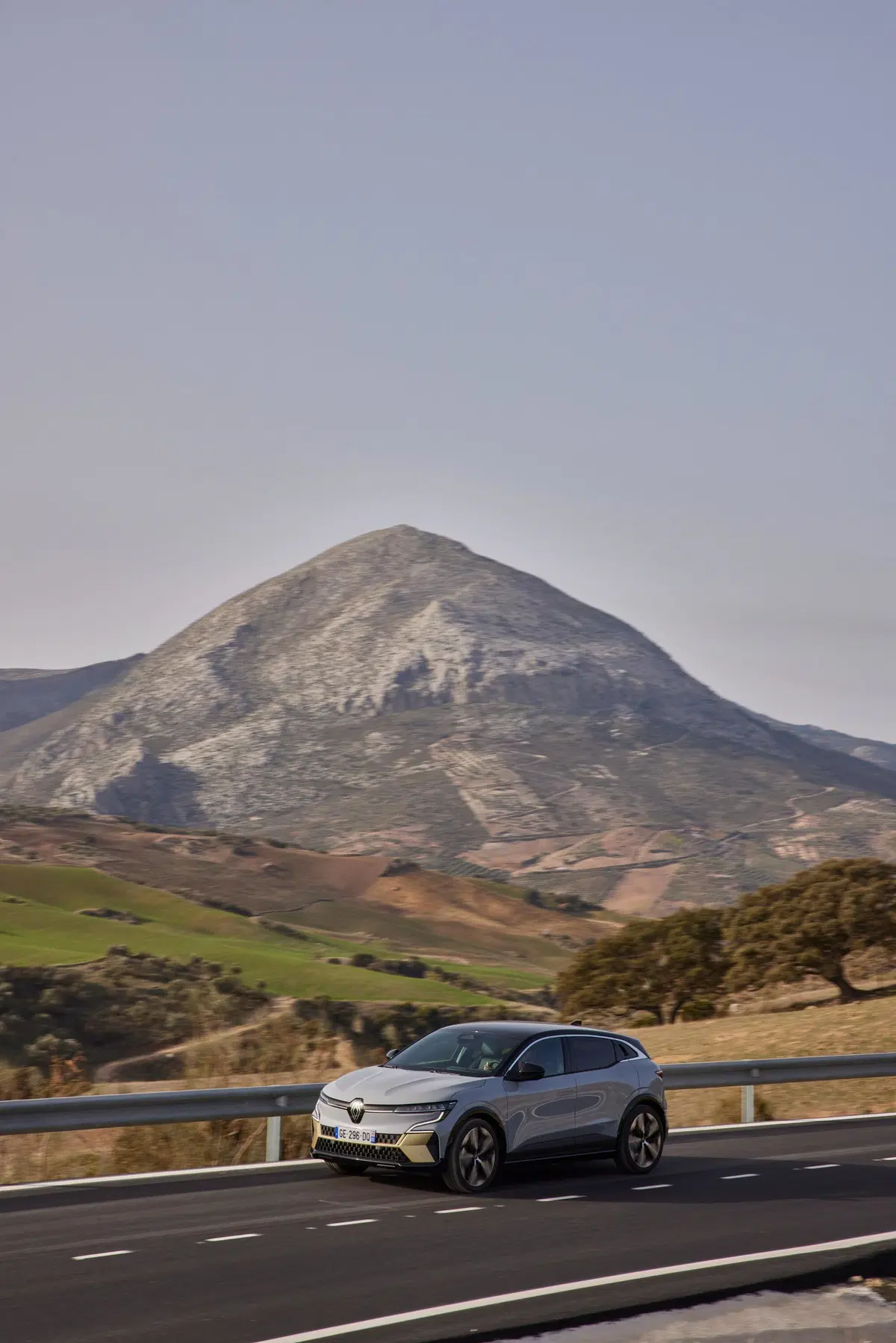 Nuova Renault Megane E-Tech, leggera e con 470 km di autonomia [Video] (5)