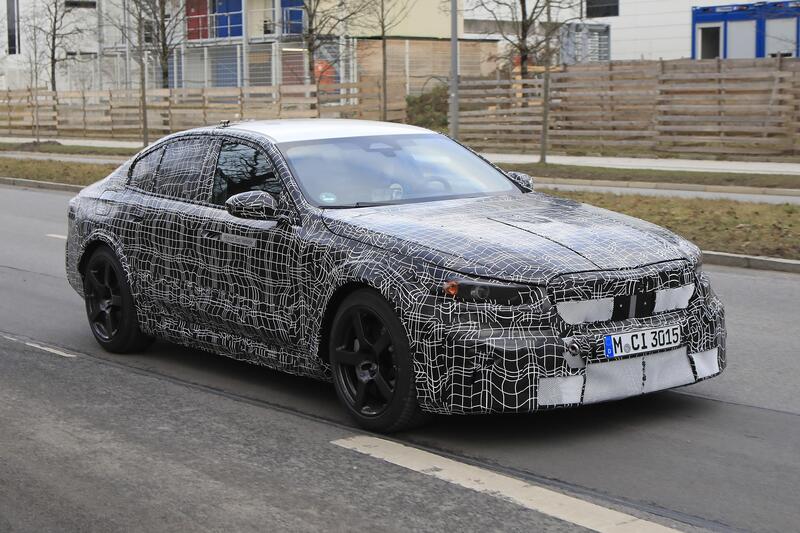 BMW M5, le foto spia 