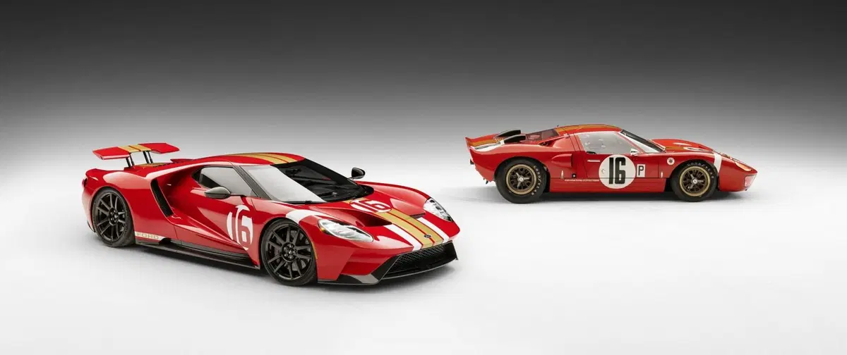Ford GT 2022, la serie speciale dedicata ad Alan Mann presentata al Chicago Auto Show