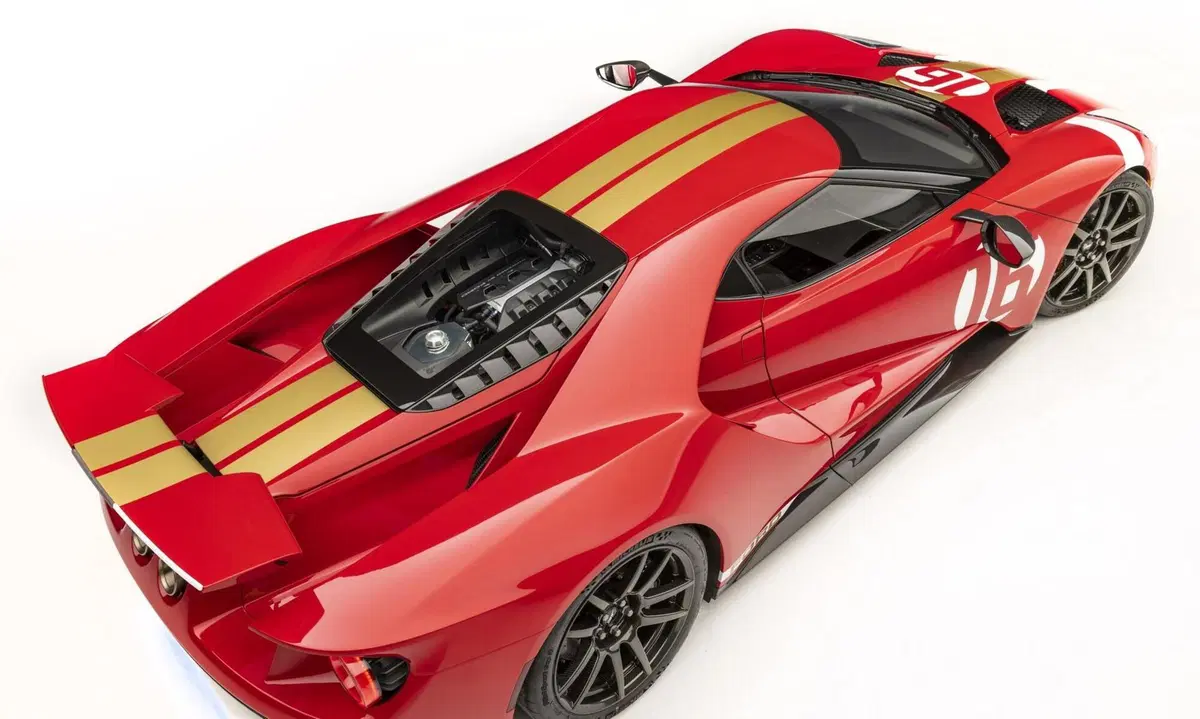 Ford GT 2022, la serie speciale dedicata ad Alan Mann presentata al Chicago Auto Show (15)
