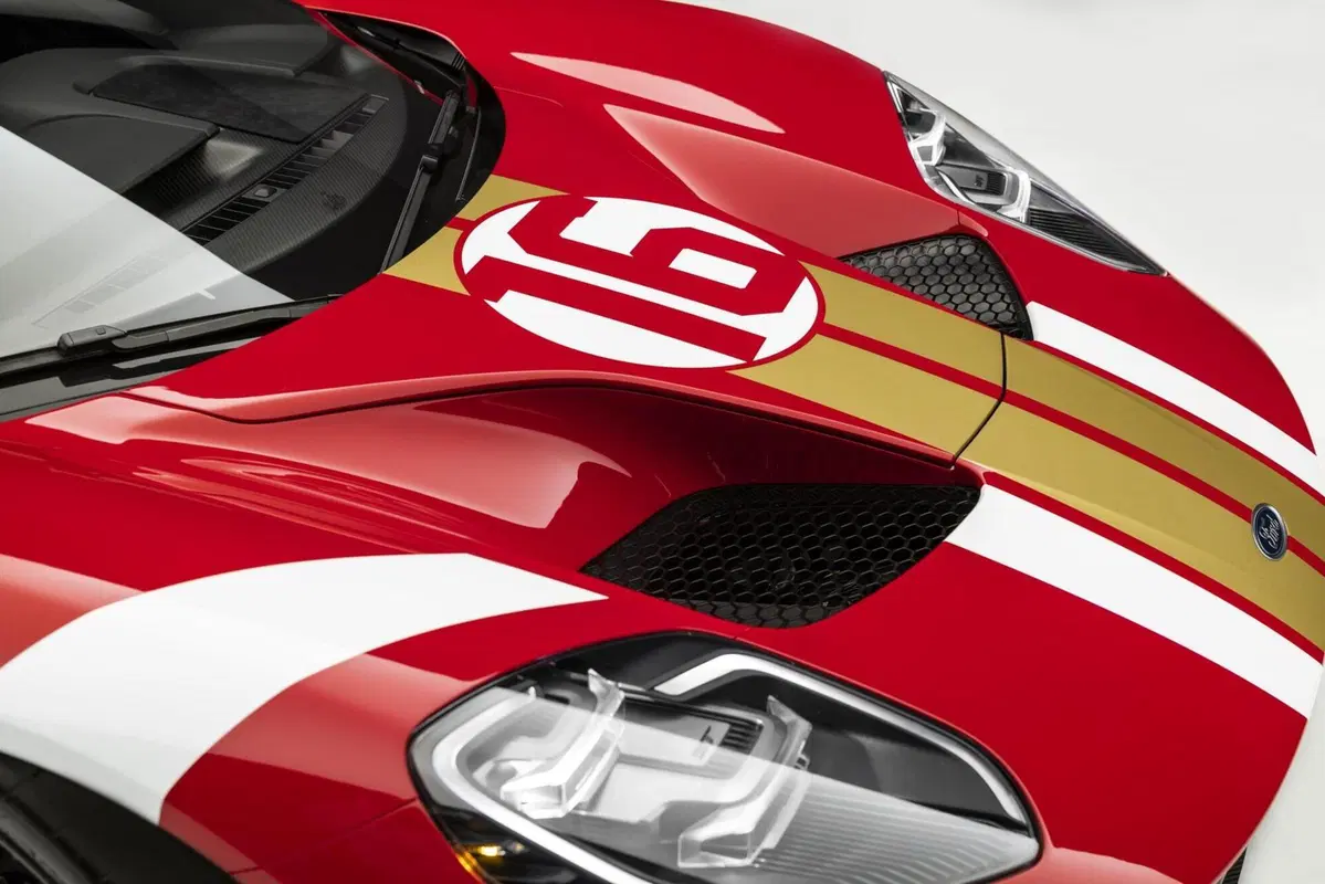 Ford GT 2022, la serie speciale dedicata ad Alan Mann presentata al Chicago Auto Show (16)