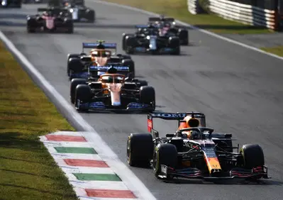 Formula 1, tre sprint race nel 2022. C'è anche Imola
