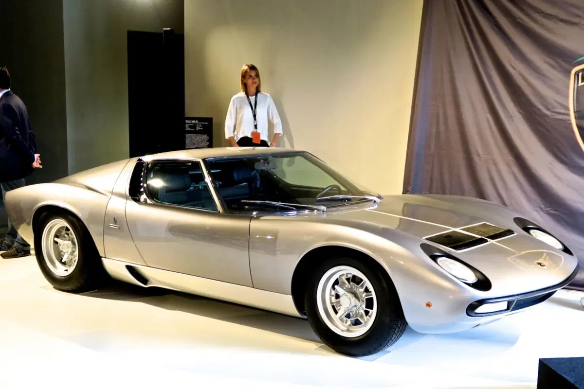 Visita a Sant'Agata, dov'è nato il mito Lamborghini Miura (4)