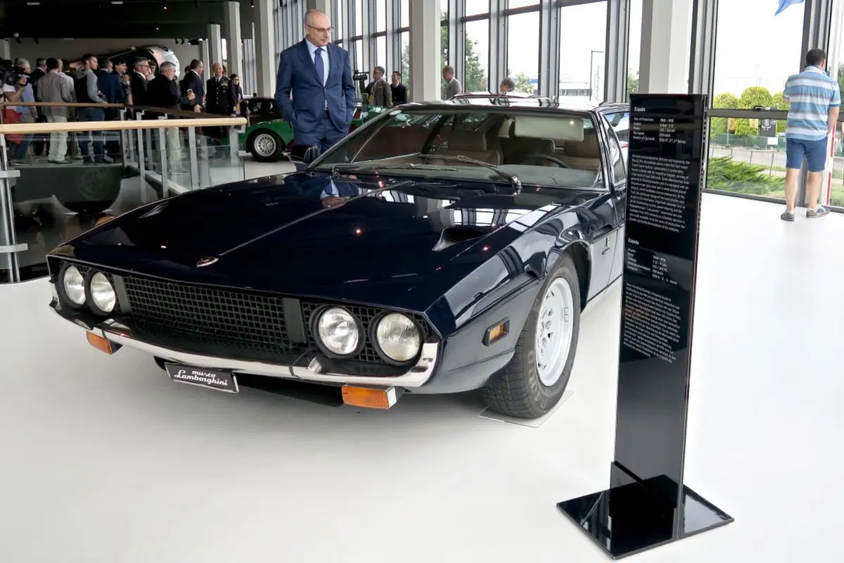 Visita a Sant'Agata, dov'è nato il mito Lamborghini Miura (27)