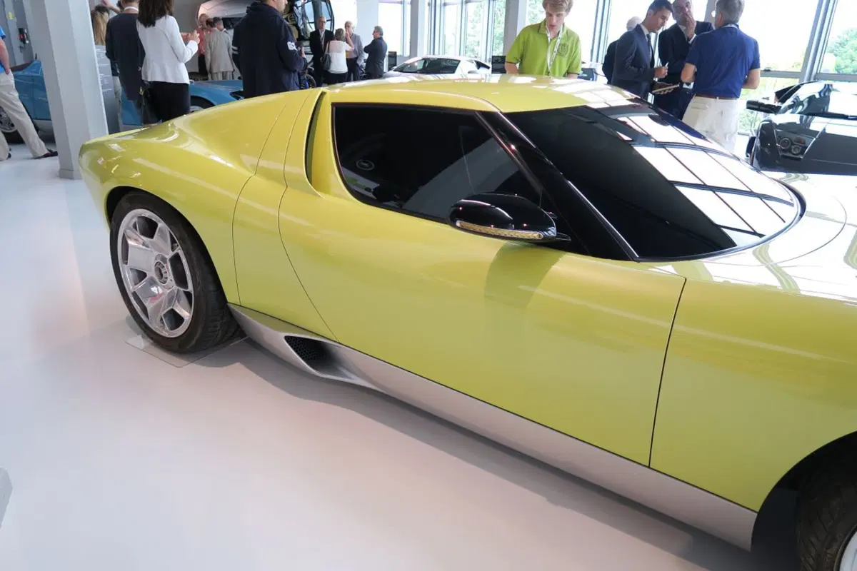 Visita a Sant'Agata, dov'è nato il mito Lamborghini Miura (62)