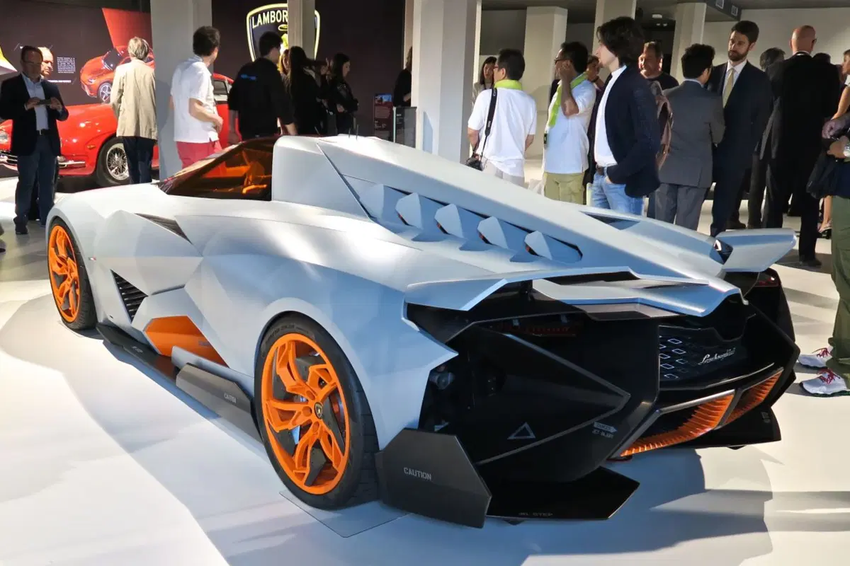 Visita a Sant'Agata, dov'è nato il mito Lamborghini Miura (71)