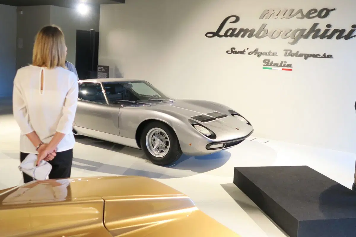 Visita a Sant'Agata, dov'è nato il mito Lamborghini Miura (77)