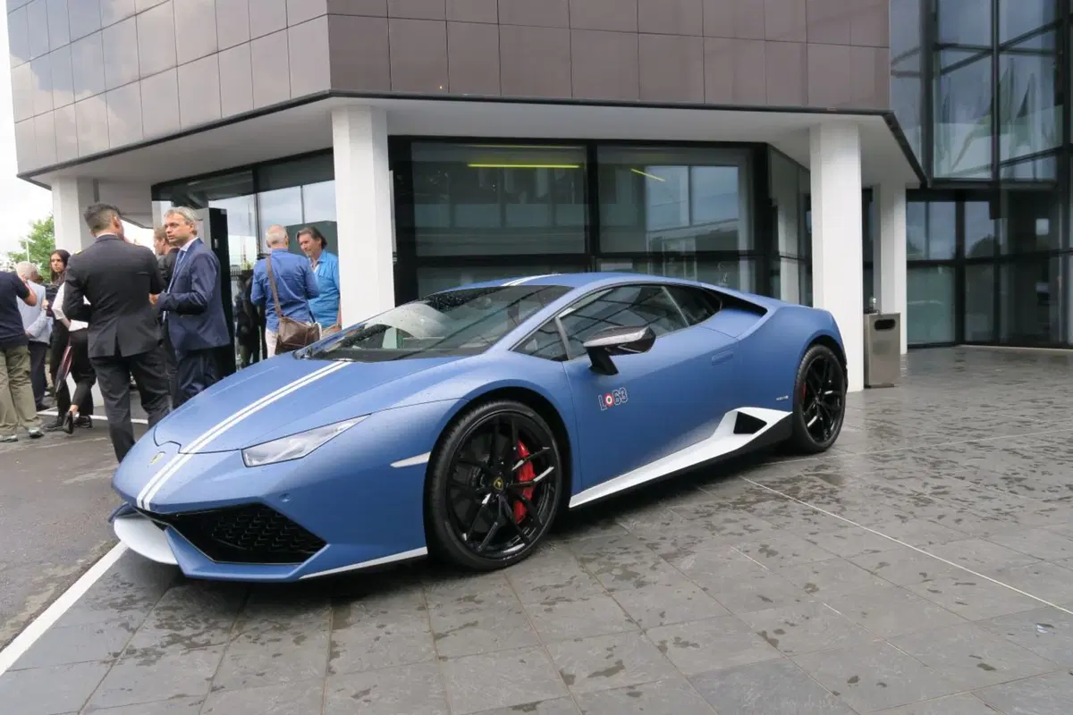 Visita a Sant'Agata, dov'è nato il mito Lamborghini Miura (96)
