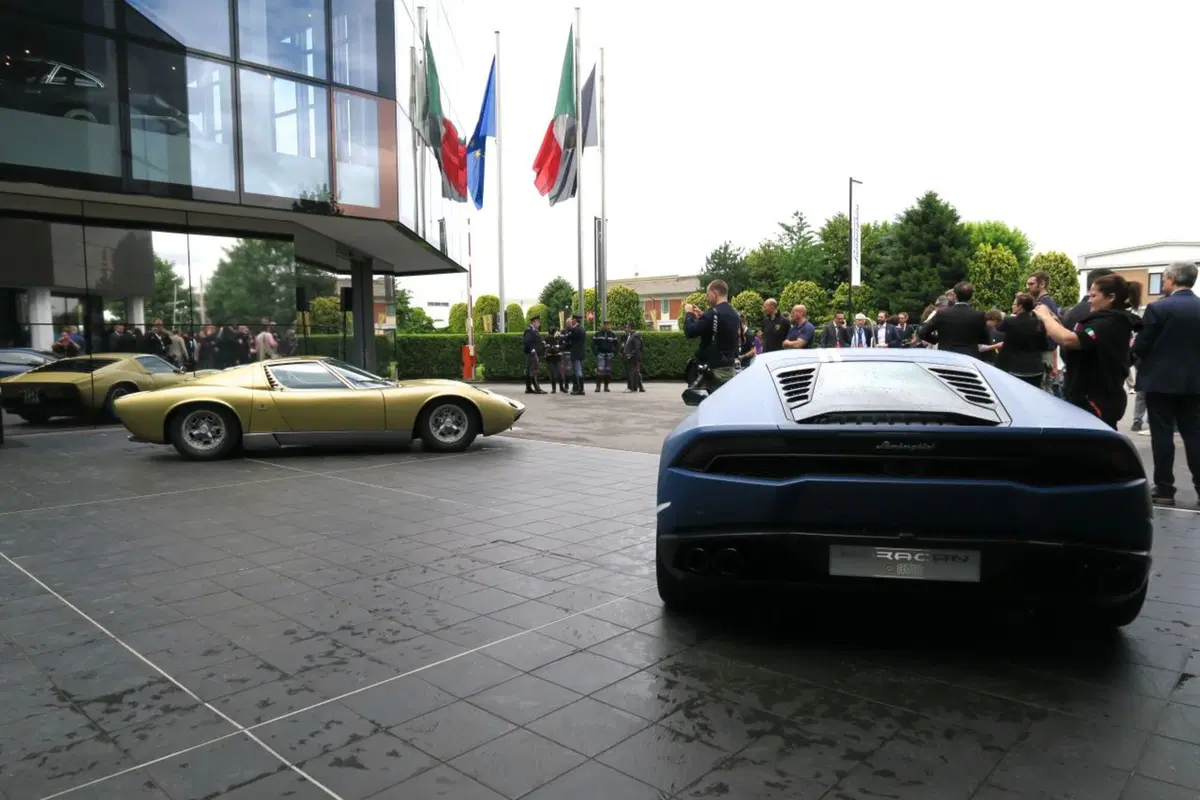 Visita a Sant'Agata, dov'è nato il mito Lamborghini Miura (101)