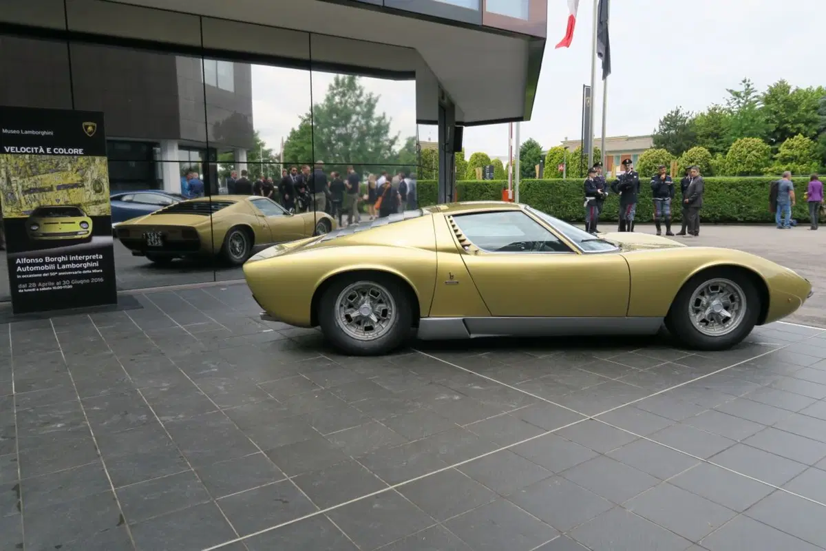 Visita a Sant'Agata, dov'è nato il mito Lamborghini Miura (102)