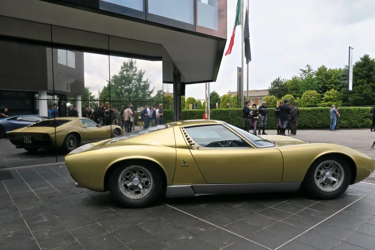 Visita a Sant'Agata, dov'è nato il mito Lamborghini Miura (104)