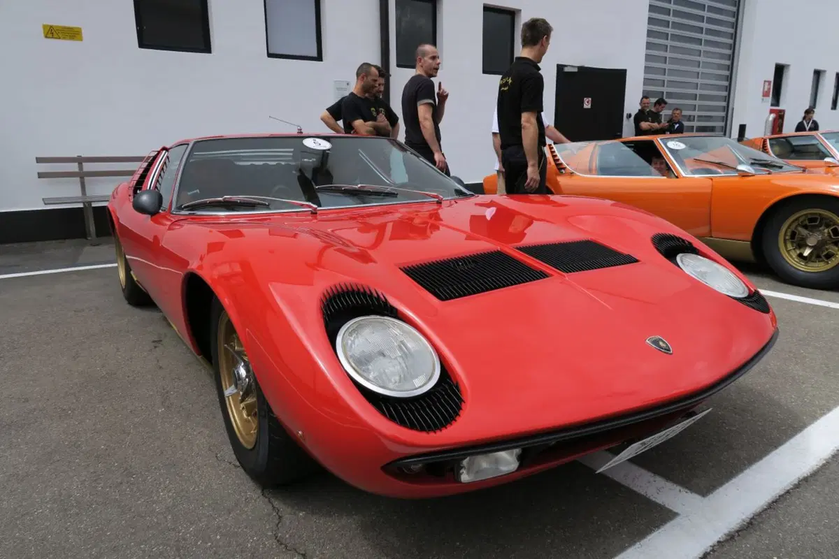 Visita a Sant'Agata, dov'è nato il mito Lamborghini Miura (114)