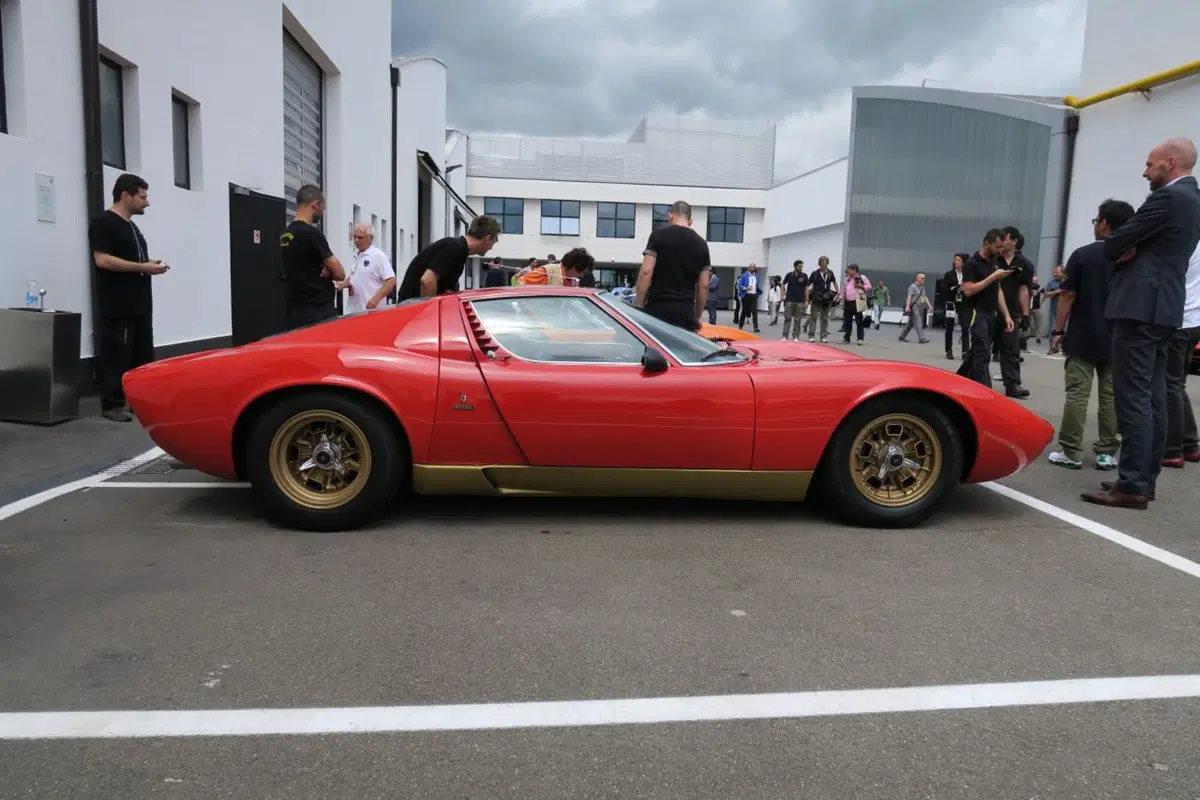 Visita a Sant'Agata, dov'è nato il mito Lamborghini Miura (116)