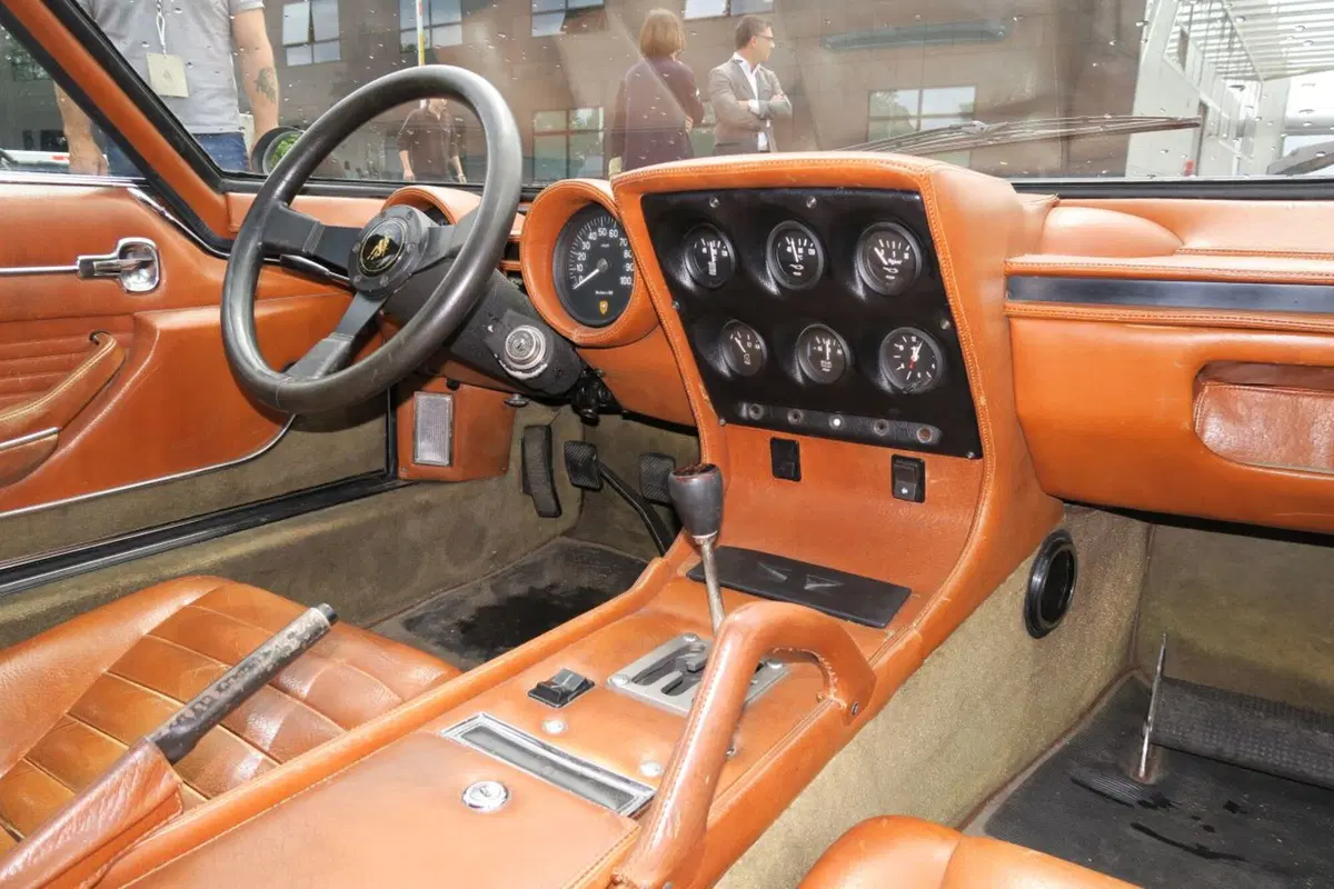 Visita a Sant'Agata, dov'è nato il mito Lamborghini Miura (122)