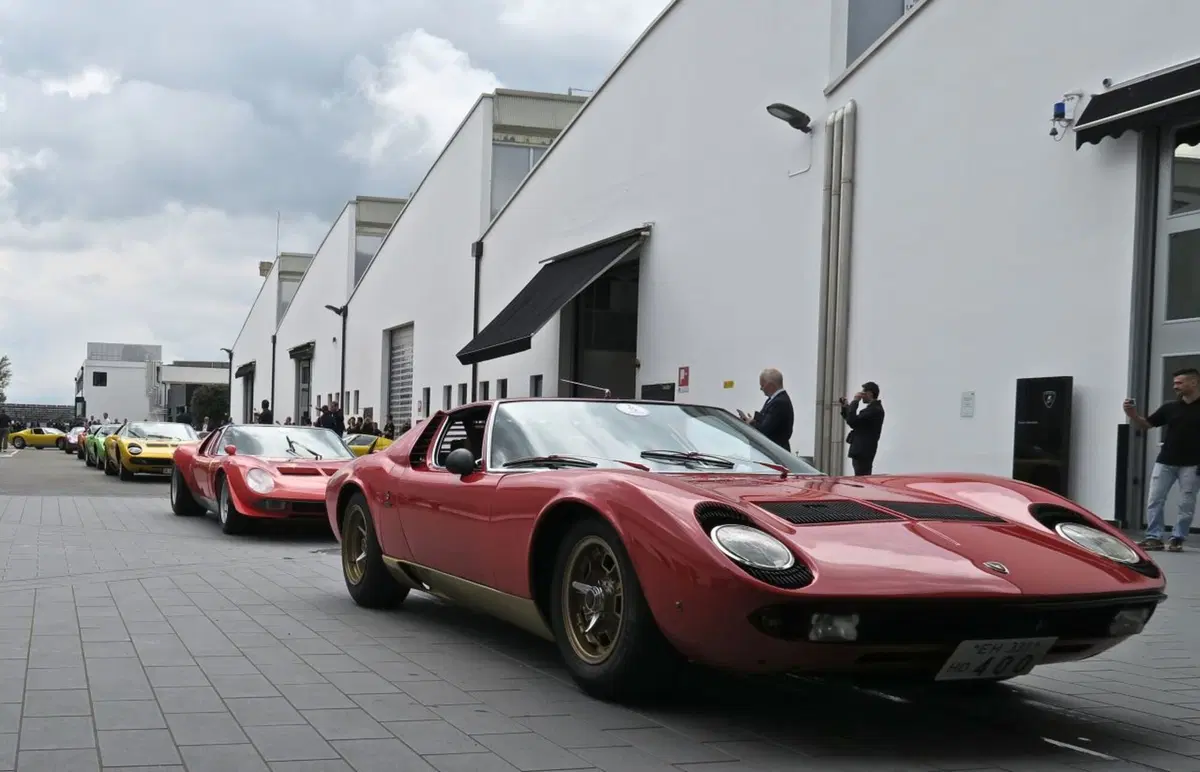 Visita a Sant'Agata, dov'è nato il mito Lamborghini Miura (128)